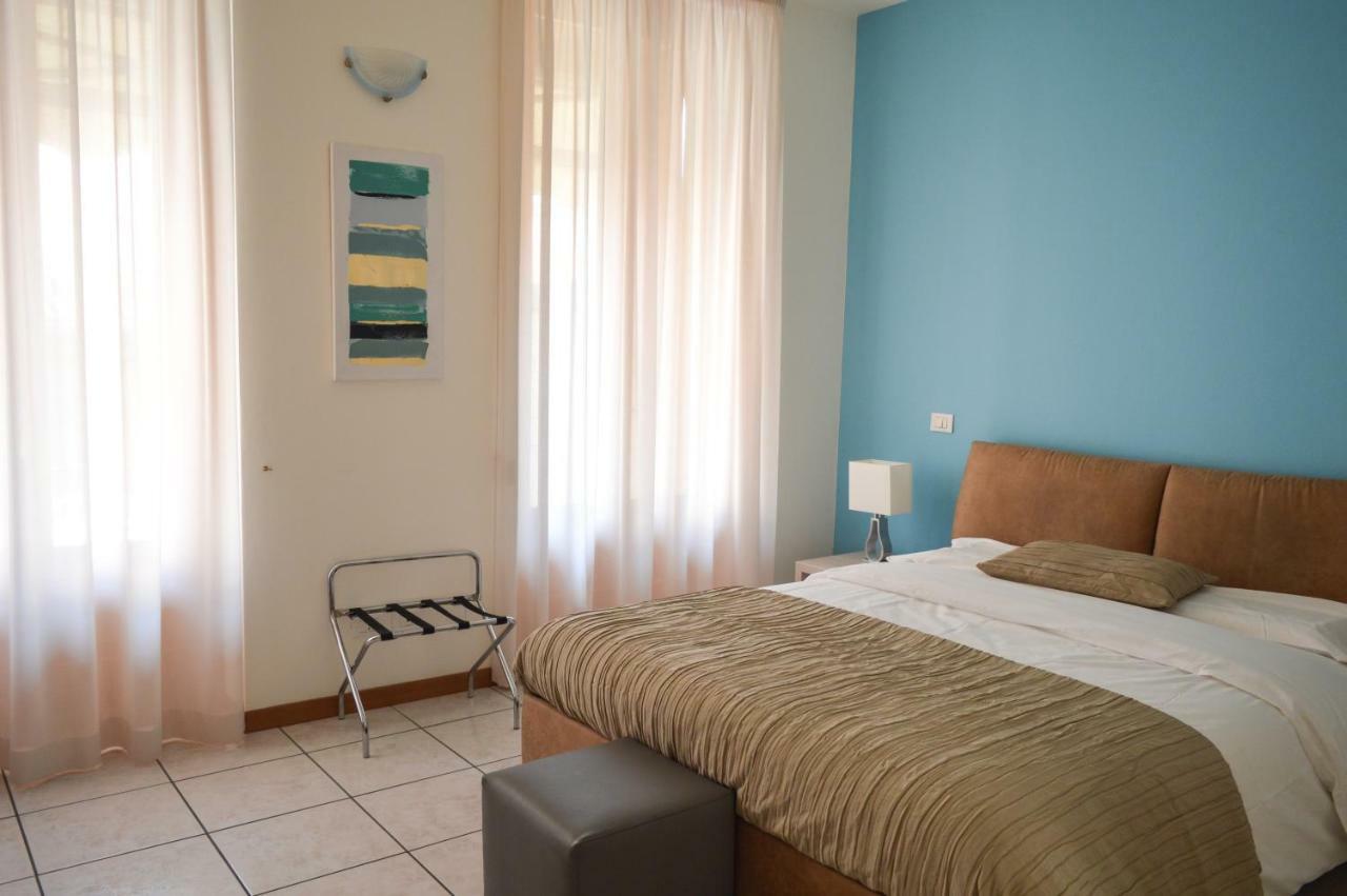 La Contrada Bed and Breakfast Sarnico Exteriör bild